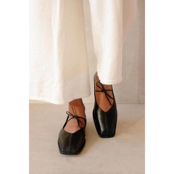 Women Black Square Toe Comfortable Slip-On Lace-Up Loafers Summer Shoes - Picture 5 of 6